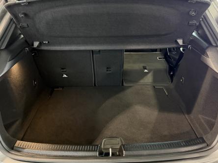 MERCEDES-BENZ A 180 Progressive Panorama, Achteruitrij Camera, Led, Mbux