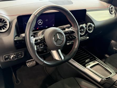 MERCEDES-BENZ EQA 300 4M AMG Night Pack, Panorama, 20 Inch Alu, Led, Pdc