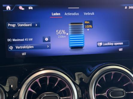 MERCEDES-BENZ EQA 300 4M AMG Night Pack, Panorama, 20 Inch Alu, Led, Pdc