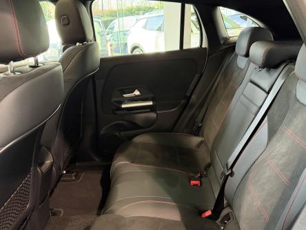 MERCEDES-BENZ EQA 300 4M AMG Night Pack, Panorama, 20 Inch Alu, Led, Pdc