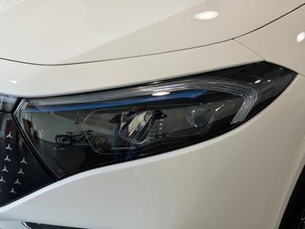 MERCEDES-BENZ EQA 300 4M AMG Night Pack, Panorama, 20 Inch Alu, Led, Pdc