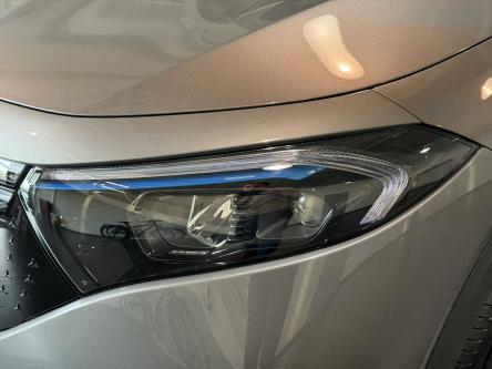 MERCEDES-BENZ EQB 300 4M Progressive Achteruitrij Camera, Led, Mbux, DAB