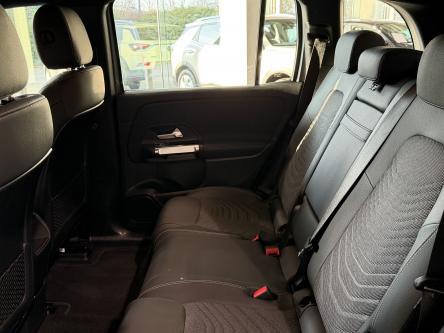 MERCEDES-BENZ EQB 300 4M Progressive Achteruitrij Camera, Led, Mbux, DAB