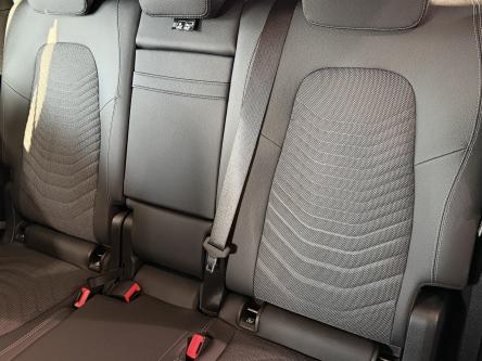 MERCEDES-BENZ EQB 300 4M Progressive Achteruitrij Camera, Led, Mbux, DAB