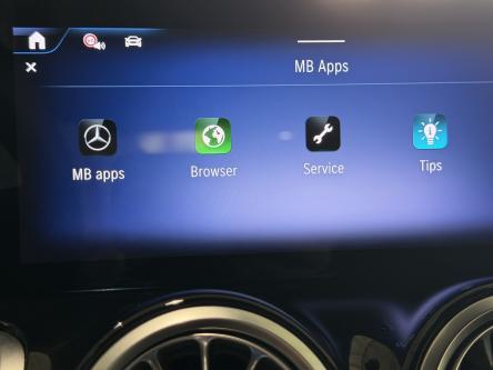 MERCEDES-BENZ EQB 300 4M Progressive Achteruitrij Camera, Led, Mbux, DAB