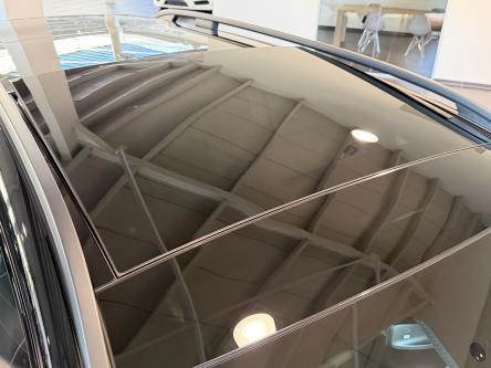 MERCEDES-BENZ EQB 300 4M AMG Night Pack, Panorama, Keyless-Go, Camera, Led