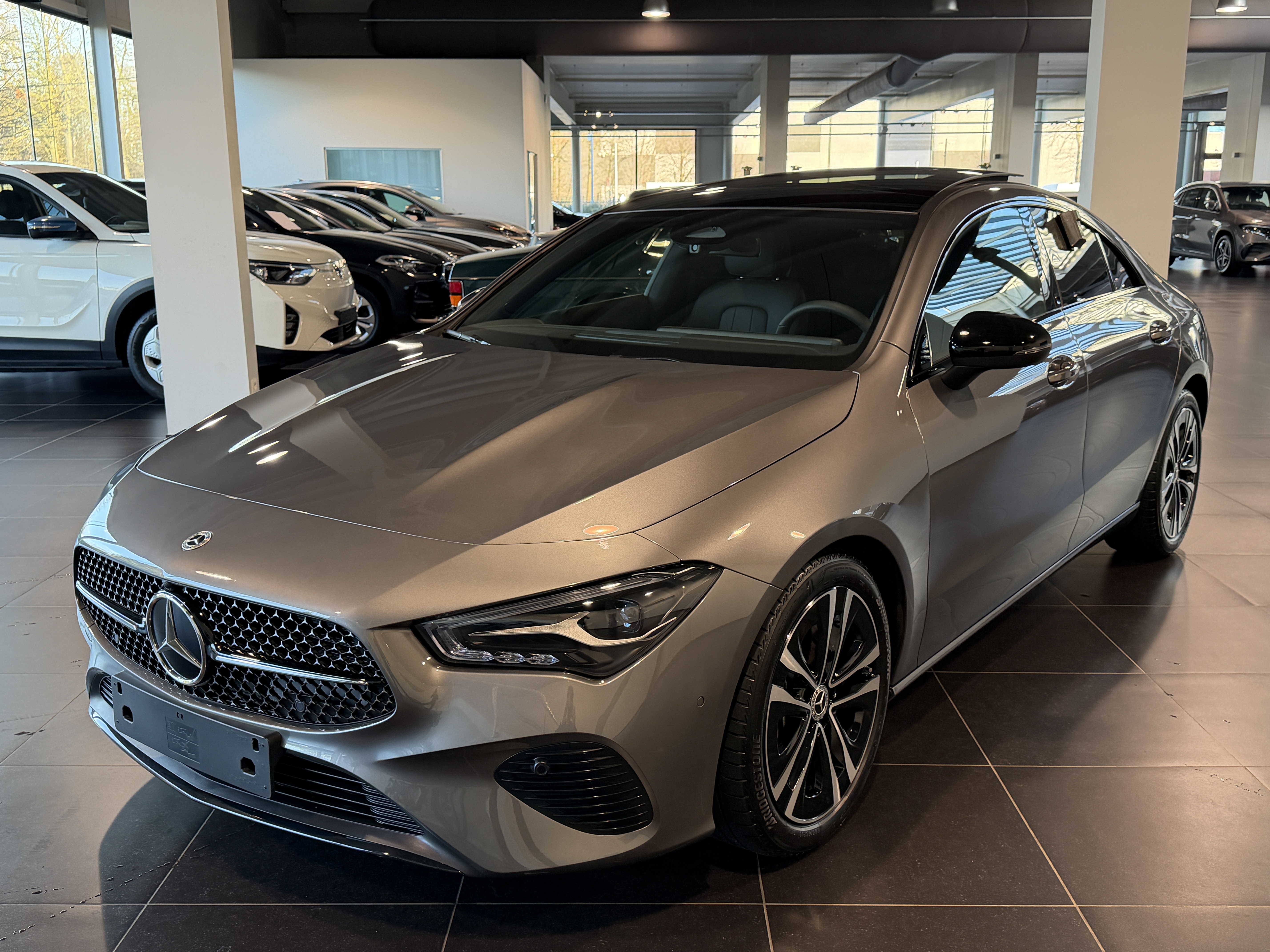 MERCEDES-BENZ CLA 180 Progressive Night Pack, Panorama, Achteruitrij Camera, Led