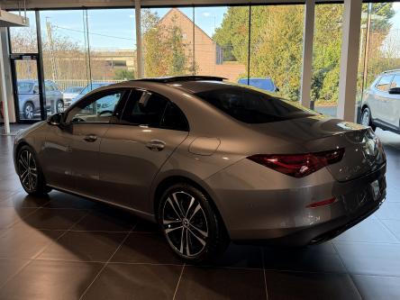 MERCEDES-BENZ CLA 180 Progressive Night Pack, Panorama, Achteruitrij Camera, Led