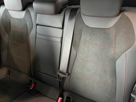 MERCEDES-BENZ A 200 Amg Night Pack, Panorama, 19 Inch Alu, Led, Mbux