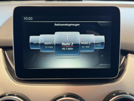 MERCEDES-BENZ B 180 Urban Only 64.000KM!! Navi, Pdc, Led