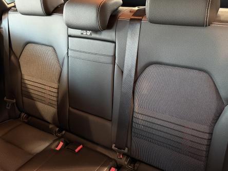 MERCEDES-BENZ B 180 Urban Only 64.000KM!! Navi, Pdc, Led