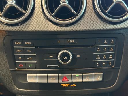 MERCEDES-BENZ B 180 Urban Only 64.000KM!! Navi, Pdc, Led