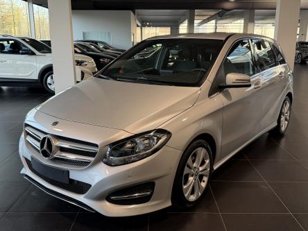 MERCEDES-BENZ B 180 Urban Only 64.000KM!! Navi, Pdc, Led