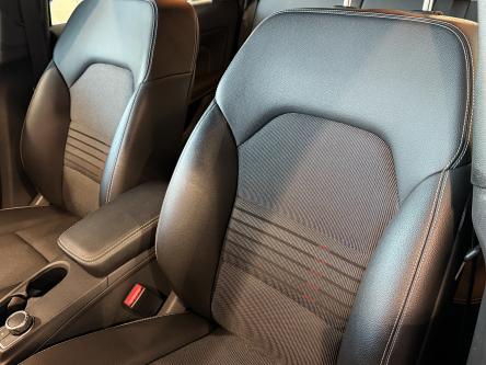 MERCEDES-BENZ B 180 Urban Only 64.000KM!! Navi, Pdc, Led