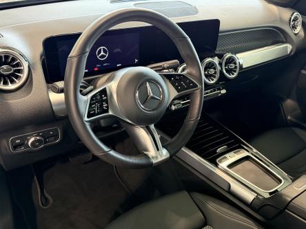 MERCEDES-BENZ EQB 300 4M Progressive Panorama, Achteruitrij Camera, Mbux, DAB, Led