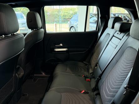 MERCEDES-BENZ EQB 300 4M Progressive Panorama, Achteruitrij Camera, Mbux, DAB, Led