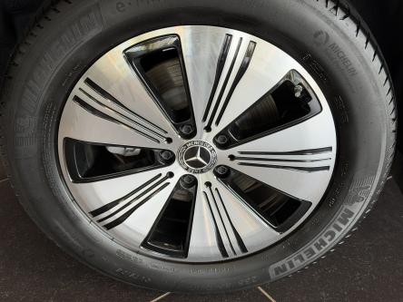 MERCEDES-BENZ EQB 300 4M Progressive Panorama, Achteruitrij Camera, Mbux, DAB, Led