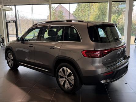 MERCEDES-BENZ EQB 300 4M Progressive Panorama, Achteruitrij Camera, Mbux, DAB, Led