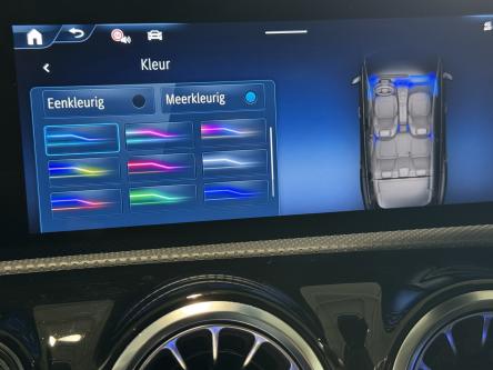 MERCEDES-BENZ CLA 180 SB Progressive 360 Camera, Adaptieve Cruise Control, Keyless-Go, Led