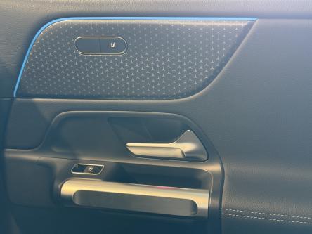 MERCEDES-BENZ EQB 300 4M Amg Panorama, 360 Camera, Night Pack, ACC