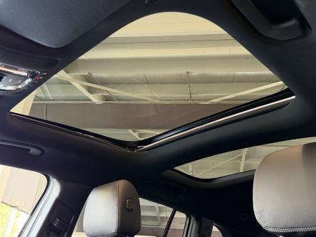 MERCEDES-BENZ EQB 300 4M Amg Panorama, 360 Camera, Night Pack, ACC