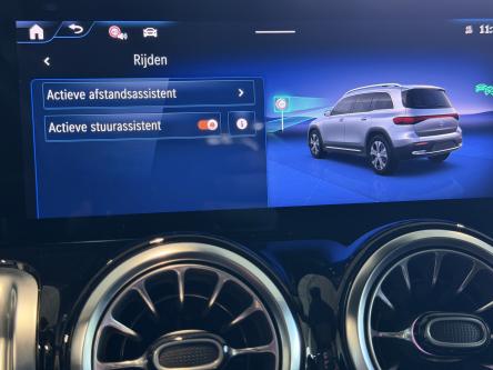 MERCEDES-BENZ EQB 300 4M Amg Panorama, 360 Camera, Night Pack, ACC