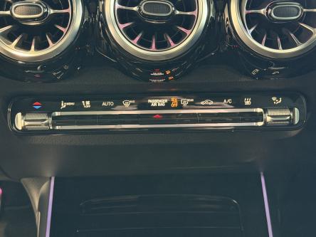 MERCEDES-BENZ EQB 300 4M Amg Panorama, 360 Camera, Night Pack, ACC