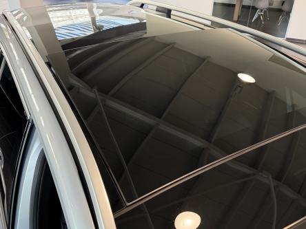 MERCEDES-BENZ EQB 300 4M Amg Panorama, 360 Camera, Night Pack, ACC