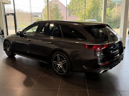 MERCEDES-BENZ E 300 e Break Amg Mbux Superscreen, Head-Up Display, Night Pack, ACC