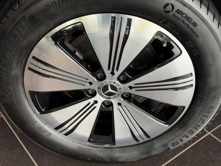 MERCEDES-BENZ EQB 300 4M Progressive Achteruitrij Camera, Dodehoeks Assist, Mbux, Led