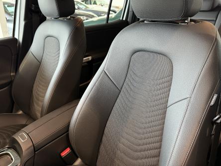 MERCEDES-BENZ EQB 300 4M Progressive Achteruitrij Camera, Dodehoeks Assist, Mbux, Led