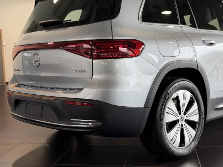 MERCEDES-BENZ EQB 300 4M Progressive Achteruitrij Camera, Dodehoeks Assist, Mbux, Led