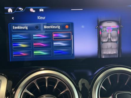 MERCEDES-BENZ EQB 300 4M Progressive Achteruitrij Camera, Dodehoeks Assist, Mbux, Led