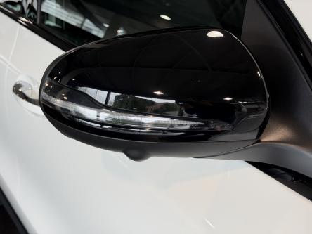 MERCEDES-BENZ EQA 300 4M AMG Panorama, 360 Camera, Night Pack, Memory Seats