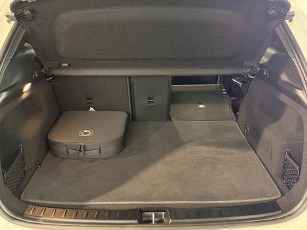 MERCEDES-BENZ EQA 300 4M AMG Panorama, 360 Camera, Night Pack, Memory Seats