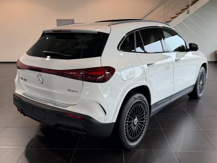 MERCEDES-BENZ EQA 300 4M AMG Panorama, 360 Camera, Night Pack, Memory Seats