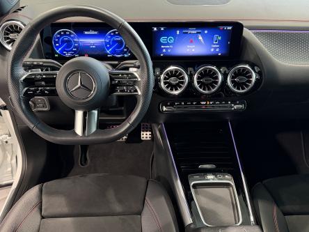 MERCEDES-BENZ EQA 300 4M AMG Panorama, 360 Camera, Night Pack, Memory Seats