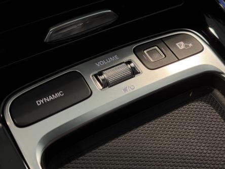 MERCEDES-BENZ EQA 300 4M AMG Panorama, 360 Camera, Night Pack, Memory Seats