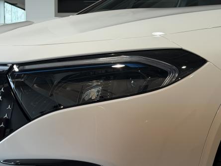 MERCEDES-BENZ EQA 300 4M AMG Panorama, 360 Camera, Night Pack, Memory Seats