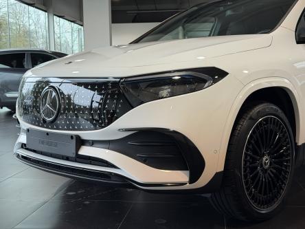 MERCEDES-BENZ EQA 300 4M AMG Panorama, 360 Camera, Night Pack, Memory Seats