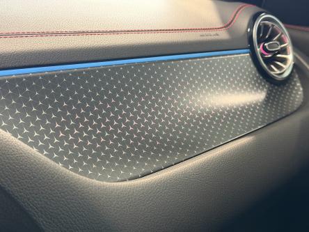 MERCEDES-BENZ EQA 300 4M AMG Panorama, 360 Camera, Night Pack, Memory Seats