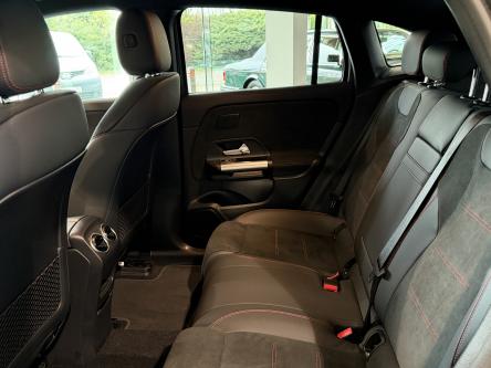 MERCEDES-BENZ EQA 350 4M AMG Panorama, 360 Camera, ACC, Night Pack, Memory