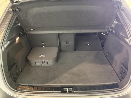 MERCEDES-BENZ EQA 350 4M AMG Panorama, 360 Camera, ACC, Night Pack, Memory