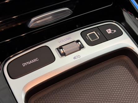 MERCEDES-BENZ EQA 350 4M AMG Panorama, 360 Camera, ACC, Night Pack, Memory