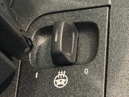 MERCEDES-BENZ EQA 350 4M AMG Panorama, 360 Camera, ACC, Night Pack, Memory