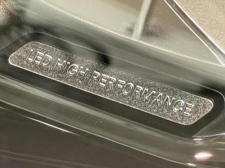 MERCEDES-BENZ EQA 350 4M AMG Panorama, 360 Camera, ACC, Night Pack, Memory