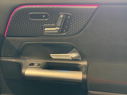 MERCEDES-BENZ EQA 350 4M AMG Panorama, 360 Camera, ACC, Night Pack, Memory