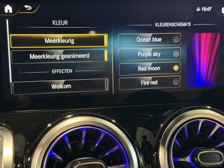 MERCEDES-BENZ GLB 180 Progressive Panorama, Trekhaak, Night Pack, Led, Mbux