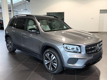 MERCEDES-BENZ GLB 180 Progressive Panorama, Trekhaak, Night Pack, Led, Mbux