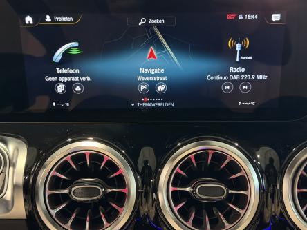 MERCEDES-BENZ GLB 180 Progressive Panorama, Trekhaak, Night Pack, Led, Mbux